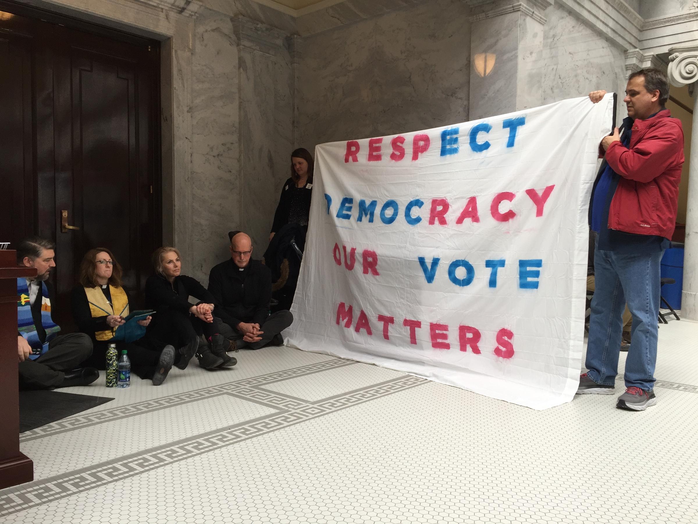 阿森纳内部会议纪要流出——转会期扳平良机，欧冠使命明确，更衣室氛围转暖的简单介绍