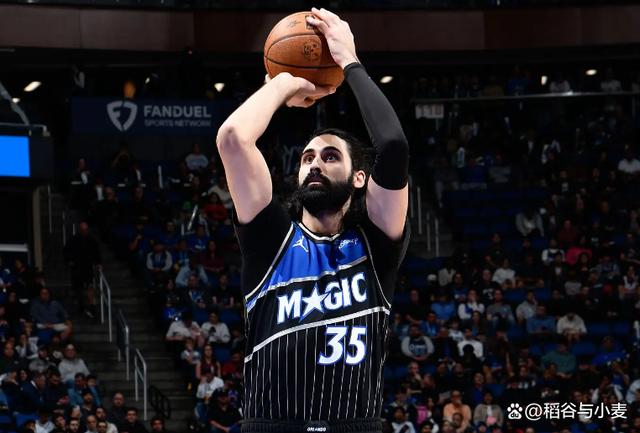 包含刚刚！迈阿密热火窗口期回应争议大坂直美连续十五场比赛得分超过出色防守，夏洛特黄蜂调整名单备战意大利杯的词条